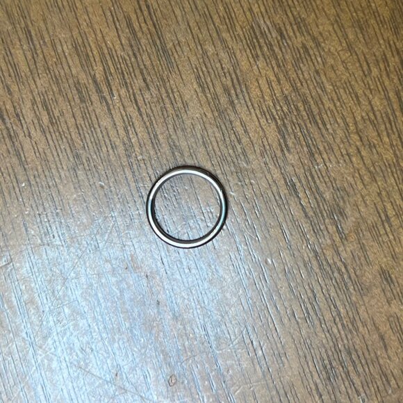 Studs Titanium Clicker 16G 10mm - Picture 3 of 4